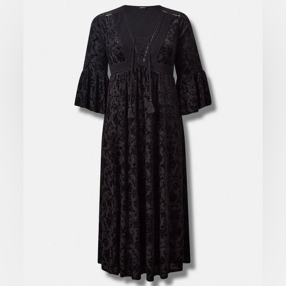 Torrid Black Maxi‎ Burnout Velvet Lace Dress Bell Sleeves Size 1 1X Flowy Party - Picture 1 of 7